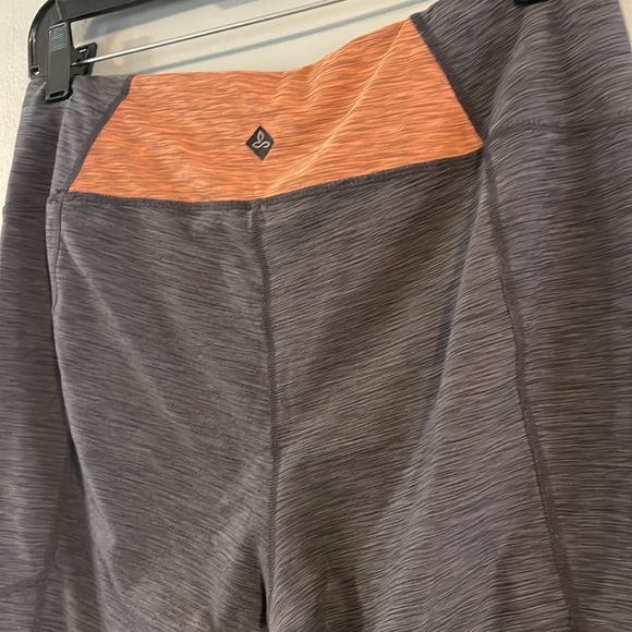 PRANA Needra Yoga Capris Women's Size‎ Large - Picture 8 of 8